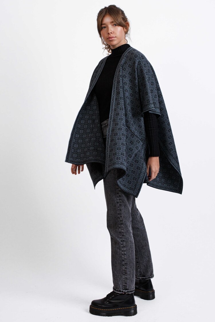 Johanna Poncho Scarf | Wool Blend | Norwegian Sweaters